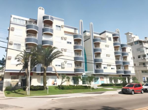 Excelente apartamento em Jurerê com Varanda
